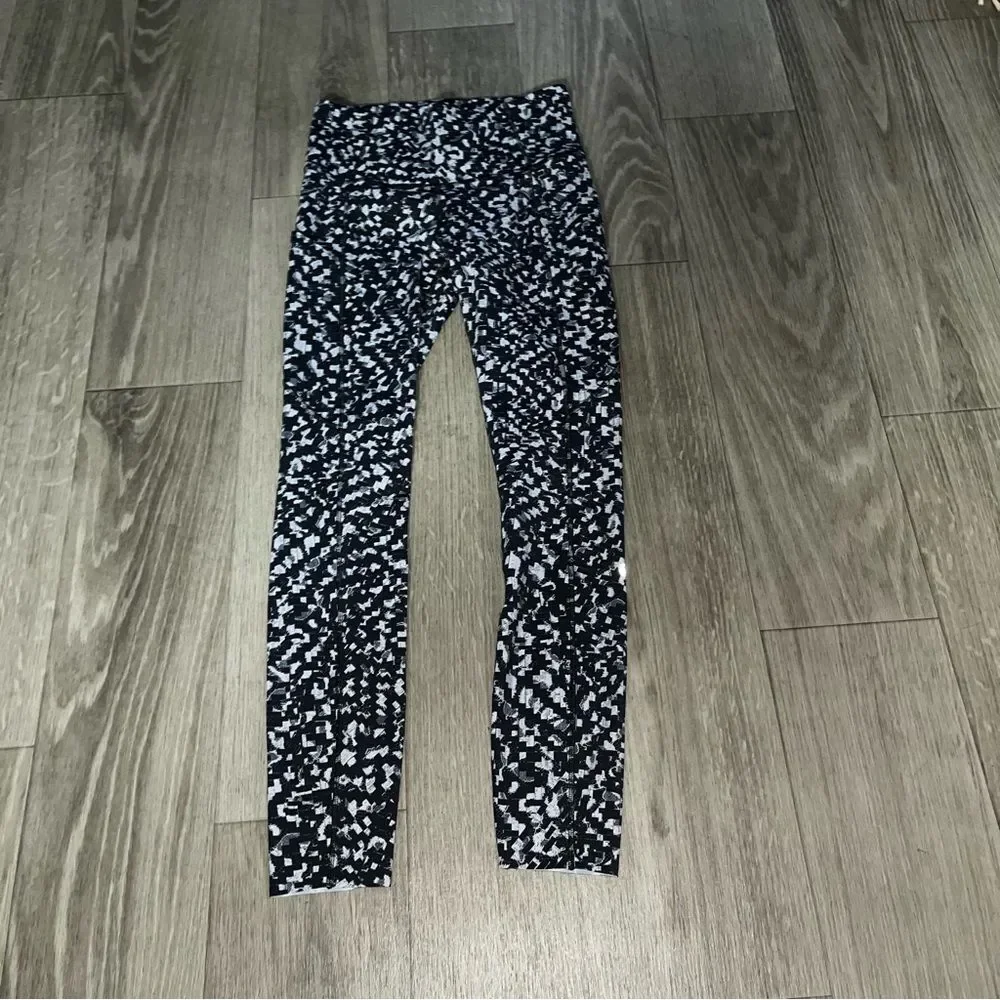 Lululemon fast and free 25